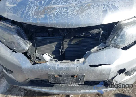 2015 Nissan Rogue S z USA, uszkodzony, nr VIN KNMAT2MV1FP591839